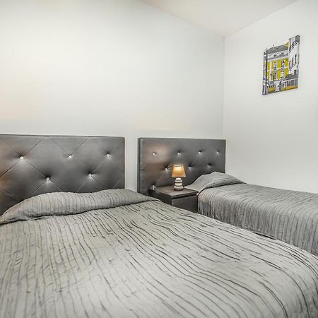 Apartamentos Lux Dinastia Lisboa Екстериор снимка