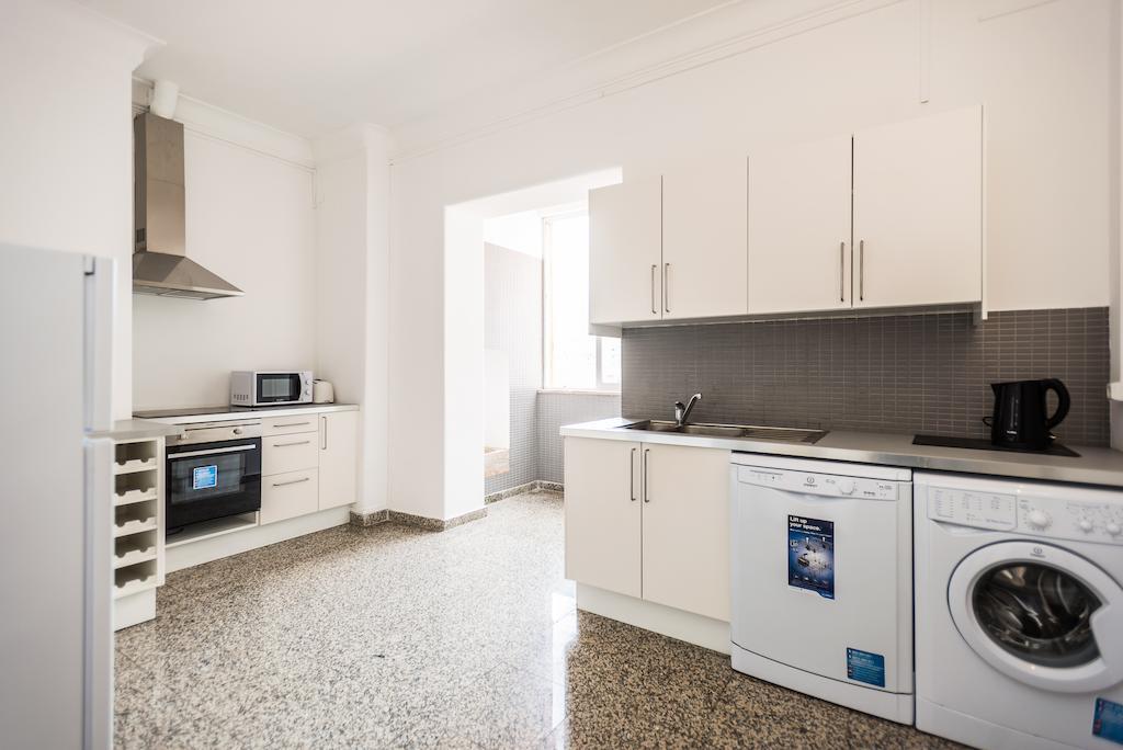 Apartamentos Lux Dinastia Lisboa Стая снимка