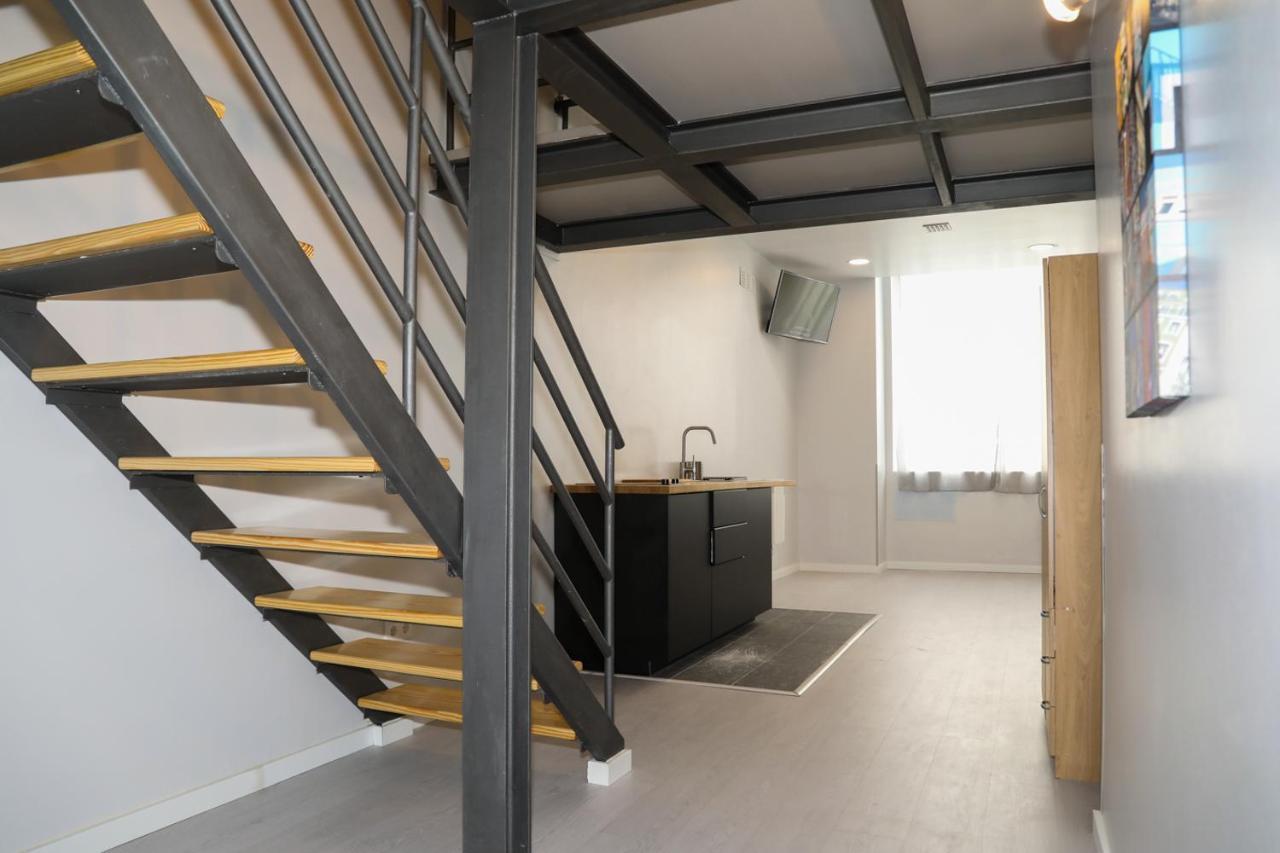 Apartamentos Lux Dinastia Lisboa Екстериор снимка